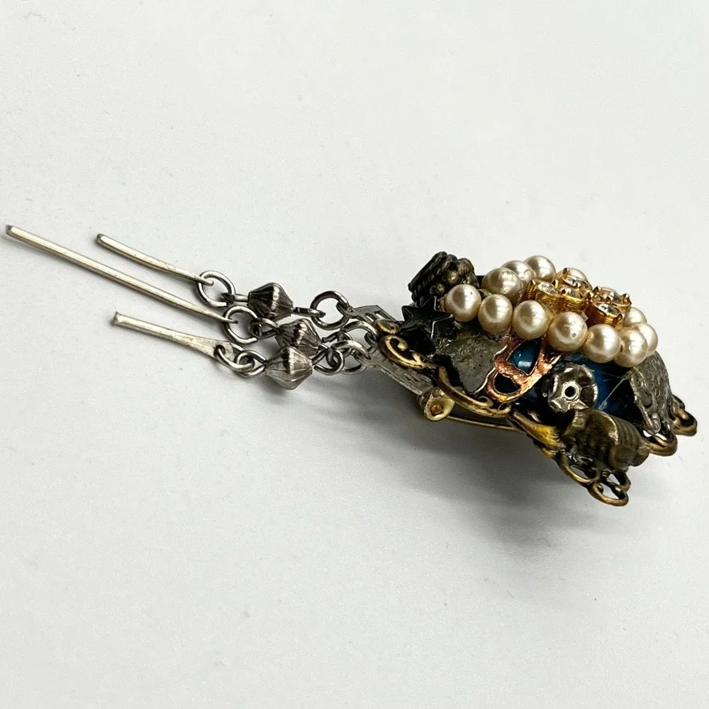 VTG Cross Brooch Faux Pearl Rhinestone Filigree Gothic Dangle Pin Mixed‎ Metal